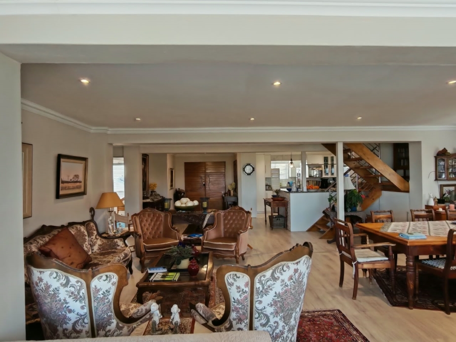 4 Bedroom Property for Sale in Herolds Bay Western Cape